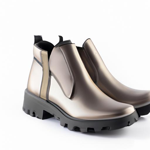 Steel toe shoes designed for women