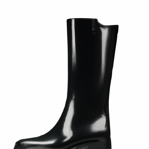 Women’s Chelsea Boots: The Perfect Combination of Style and Comfort